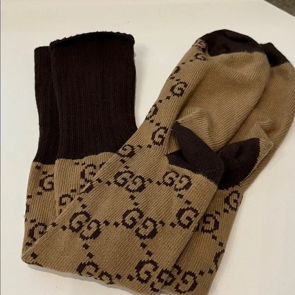 Authentic Gucci Beige and Dark Brown Unisex Socks - Picture 3 of 4